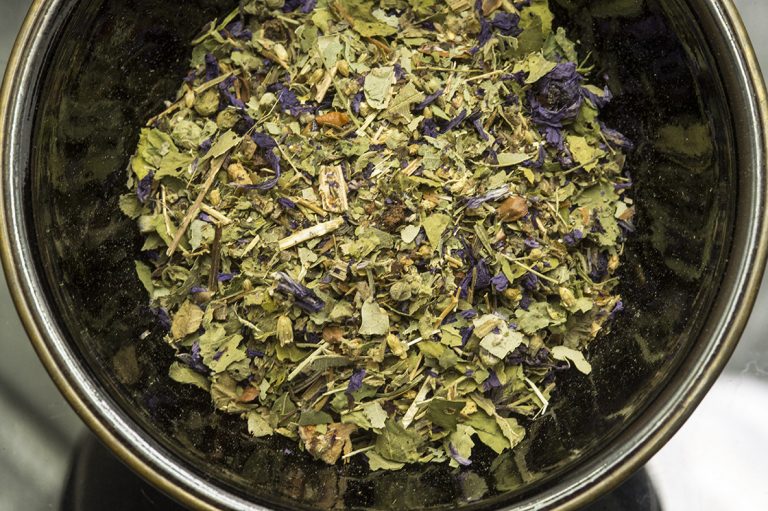 Ciprus herbatea keverék