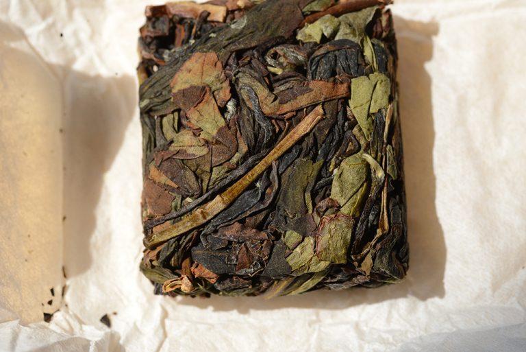 Zhang Ping Shui Xian préselt oolong tea
