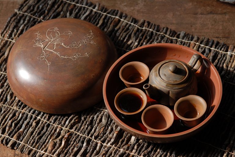 Qinzhou-Ni-Xing-Tao-kinai-teaskeszlet-