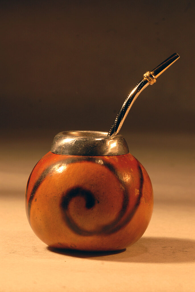 Misiónes mate tök bombillával